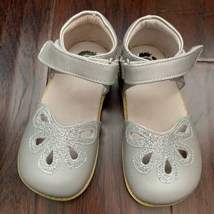 EEEEUC Livie and Luca sz 9